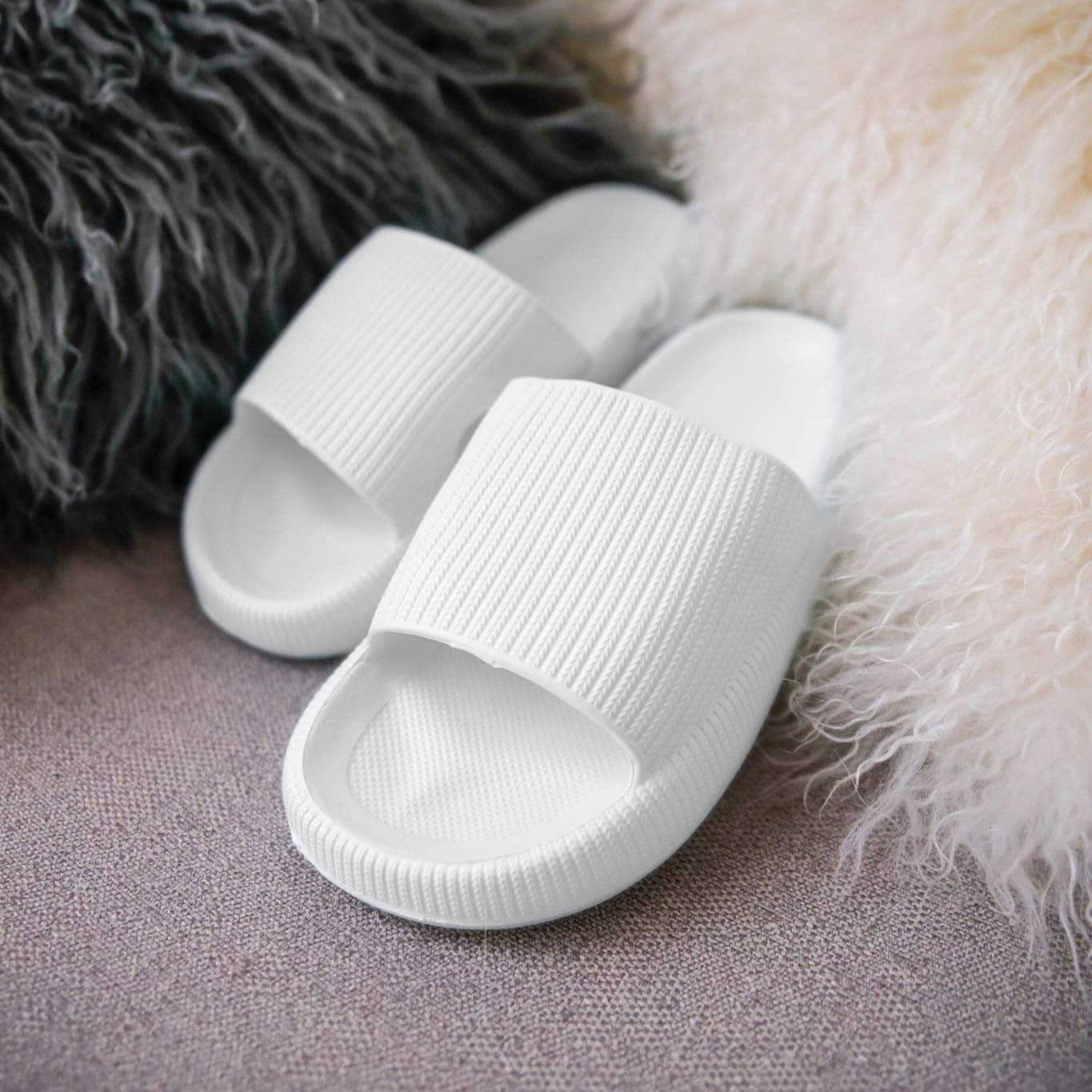 Men's Pillow Slides™ Clearance Sale